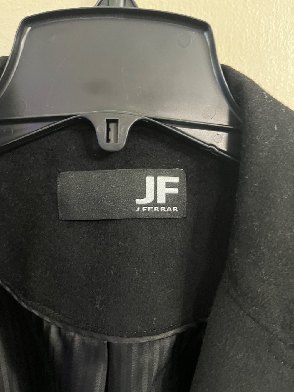J. Ferrar Mens Black Water Resistant Midweight Trench Coat size medium - Picture 4 of 9